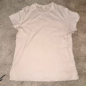 Uniqlo Cream Short Sleeve Tee